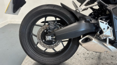 24MY Honda CBR650R E-Clutch